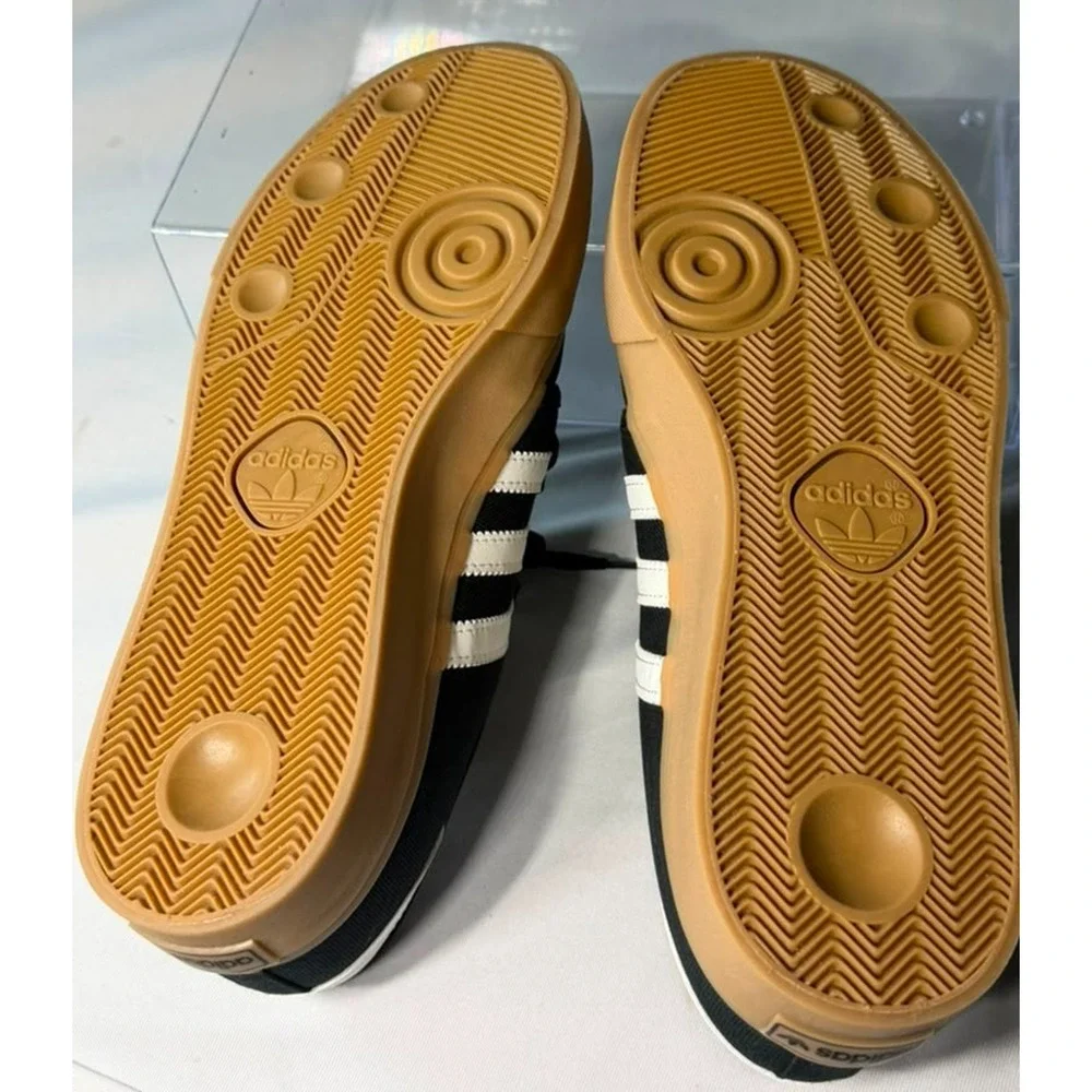 Adidas Seeley XT Men's Size 6.5 Black/White/Gum Skate Shoes New with Tags GZ8567